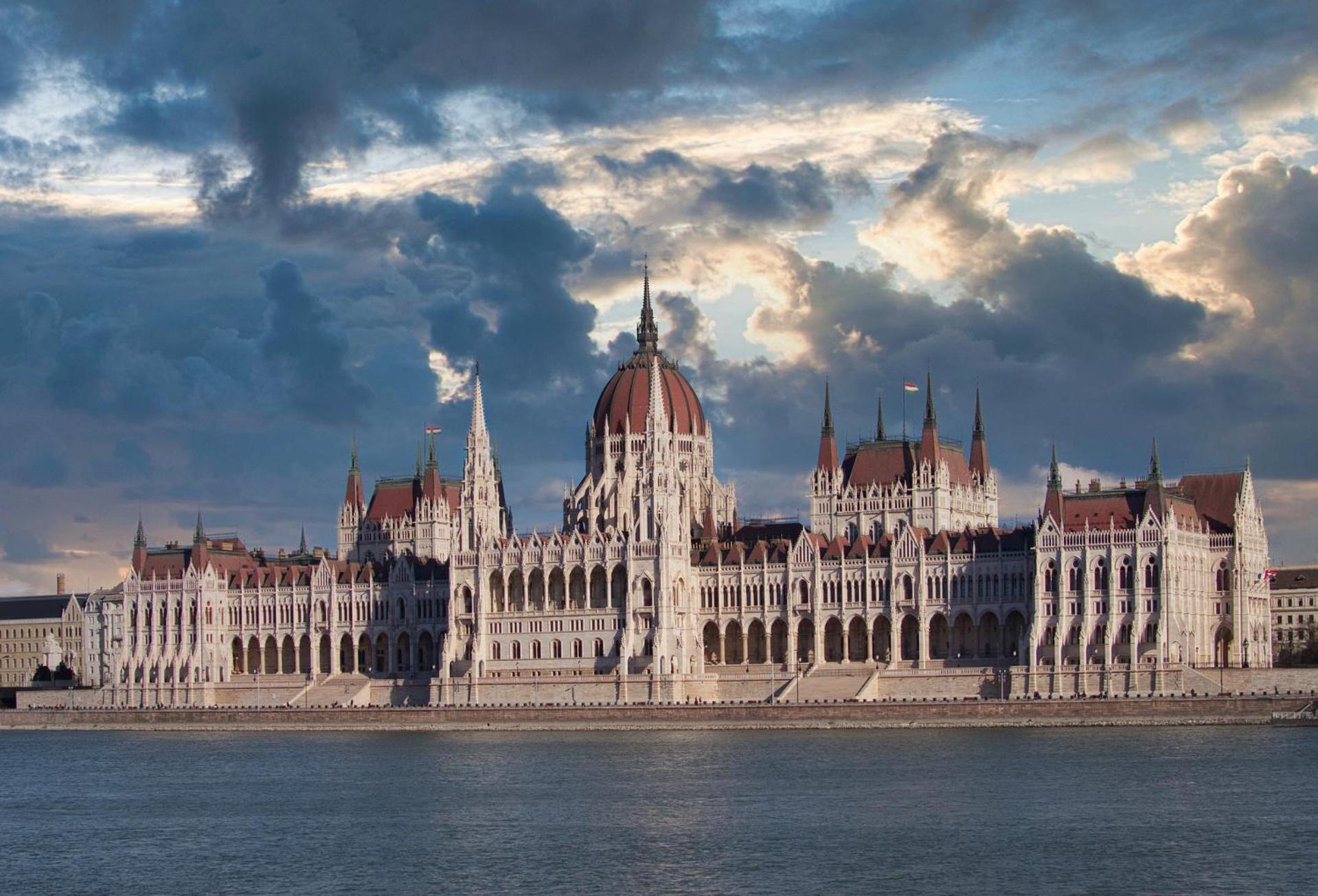 U Home Central Budapest Budapeste Exterior foto