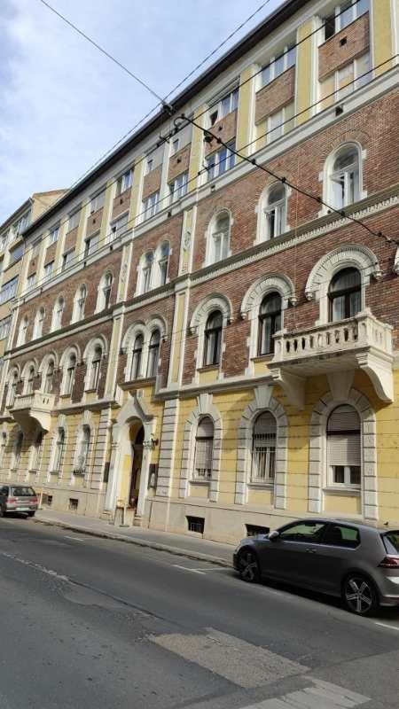 U Home Central Budapest Budapeste Exterior foto
